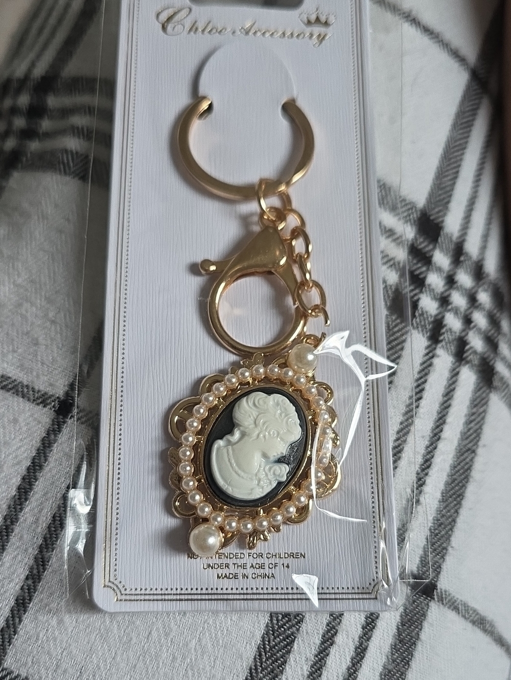 Gold Cameo Keychain with Pearl Accent
